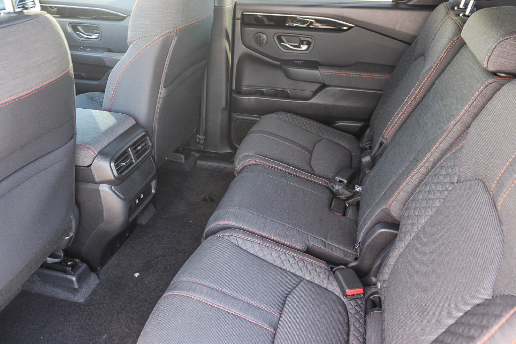 New 2026 Honda Pilot Sport image 21