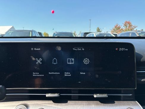 Used 2025 Hyundai Kona SEL image 12