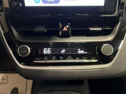 Used 2024 Toyota Corolla LE image 36