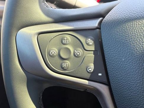 Certified 2023 GMC Acadia AT4 w/ Technology Package image 5