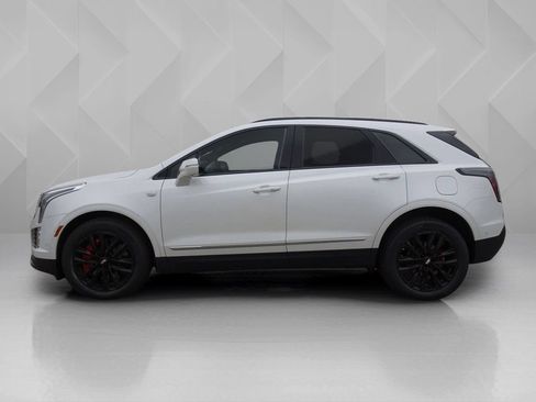 Used 2024 Cadillac XT5 Sportv w/ LPO, Red Accent Package AWD/4WD image 2