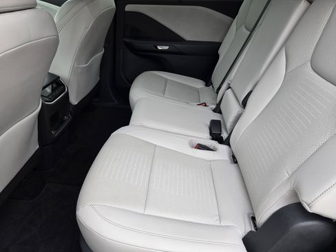 Used 2025 Lexus TX 350 AWD w/ Technology Package image 10