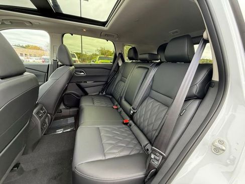 New 2026 Nissan Rogue Platinum w/ Platinum Premium Package image 15