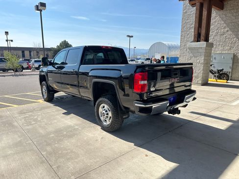 Used 2017 GMC Sierra 2500 SLE w/ Suspension Package, Off-Road image 6