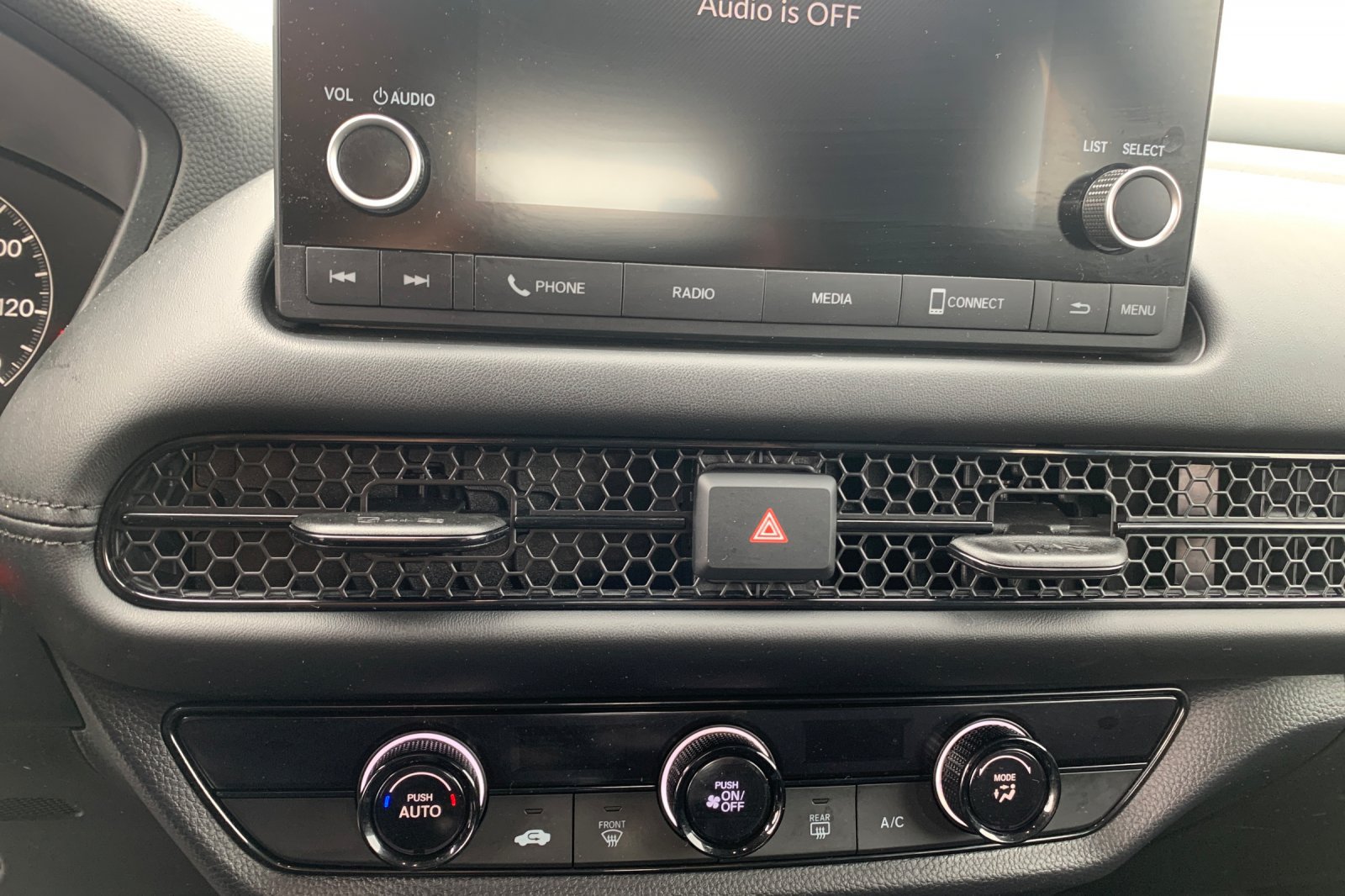 Certified 2024 Honda HR-V LX image 25