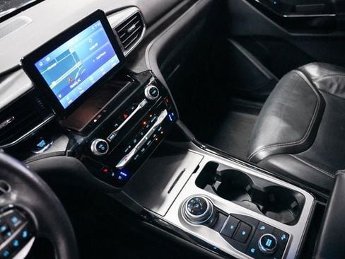 Used 2022 Ford Explorer ST w/ Equipment Group 401A AWD/4WD image 7
