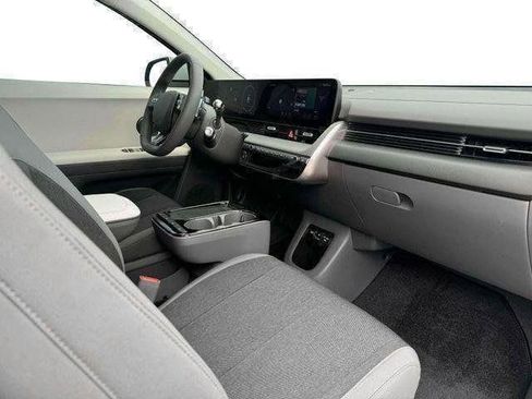 New 2025 Hyundai Ioniq 5 SE RWD image 15