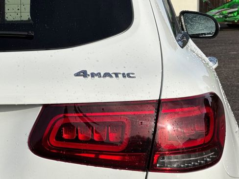 Used 2022 Mercedes-Benz GLC 300 4MATIC image 33