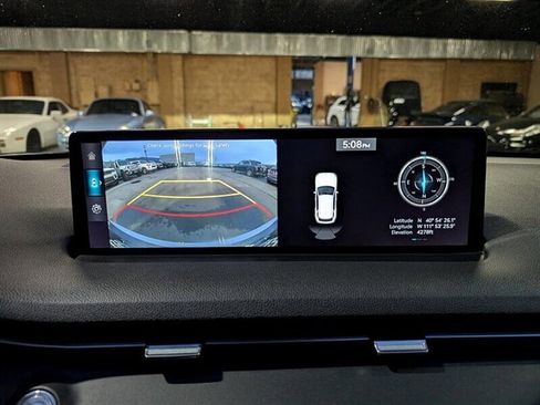 Used 2025 Genesis GV70 2.5T image 24