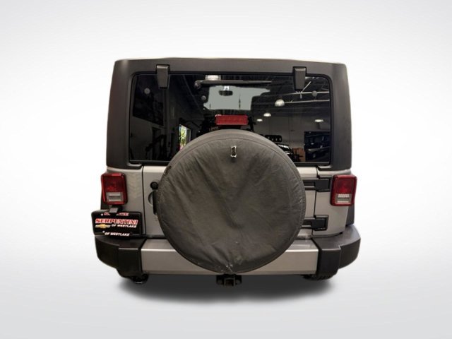 Used 2017 Jeep Wrangler Unlimited Sahara w/ Max Tow Package AWD/4WD image 20