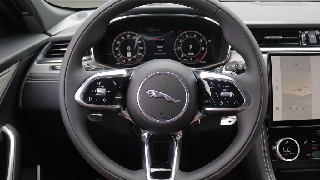 New 2026 Jaguar F-PACE R-Dynamic S AWD/4WD image 18