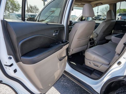 Used 2021 Honda Pilot EX-L image 24