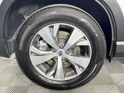 Used 2025 Subaru Ascent Premium AWD/4WD image 31