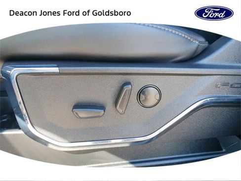 Certified 2024 Ford F250 Lariat w/ Lariat Ultimate Package image 17