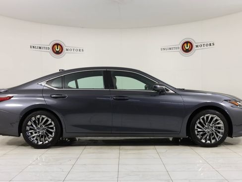 Used 2024 Lexus ES 350 Ultra Luxury w/ Accessory Package (Z2) image 2
