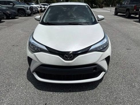 Used 2021 Toyota C-HR LE FWD image 2
