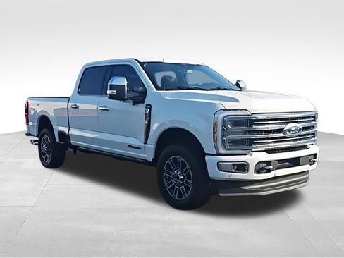 Used 2024 Ford F250 Limited AWD/4WD image 2