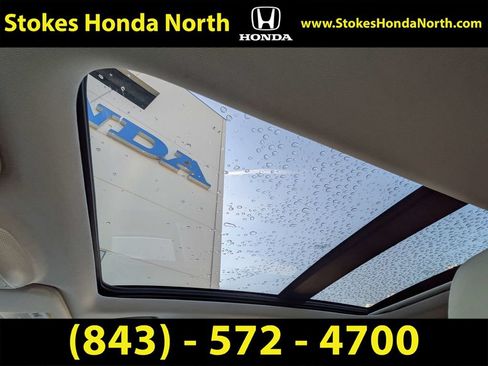 Used 2018 Ford Edge Titanium w/ Equipment Group 301A FWD image 24