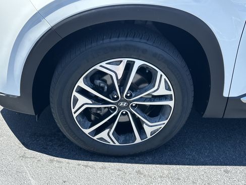 Used 2019 Hyundai Santa Fe Limited AWD/4WD image 12