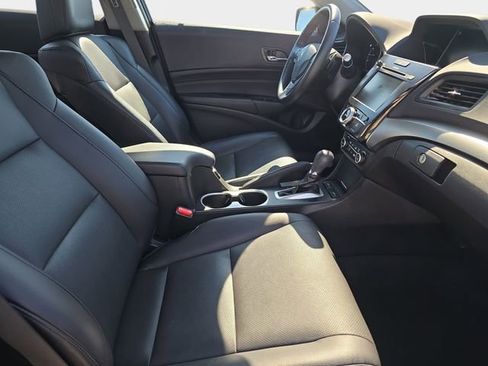 Used 2017 Acura ILX w/ Premium Package image 12