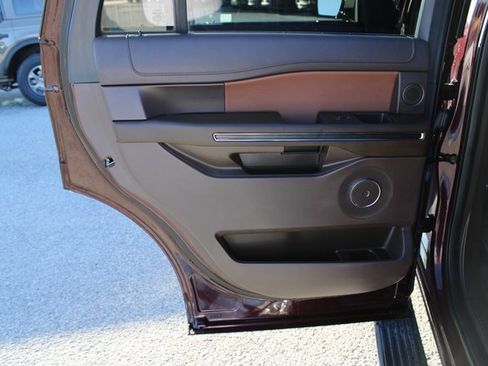 Used 2023 Ford Expedition King Ranch image 15