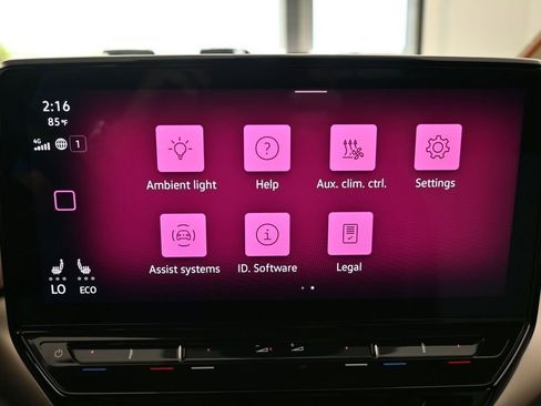 Used 2023 Volkswagen ID.4 Pro image 22