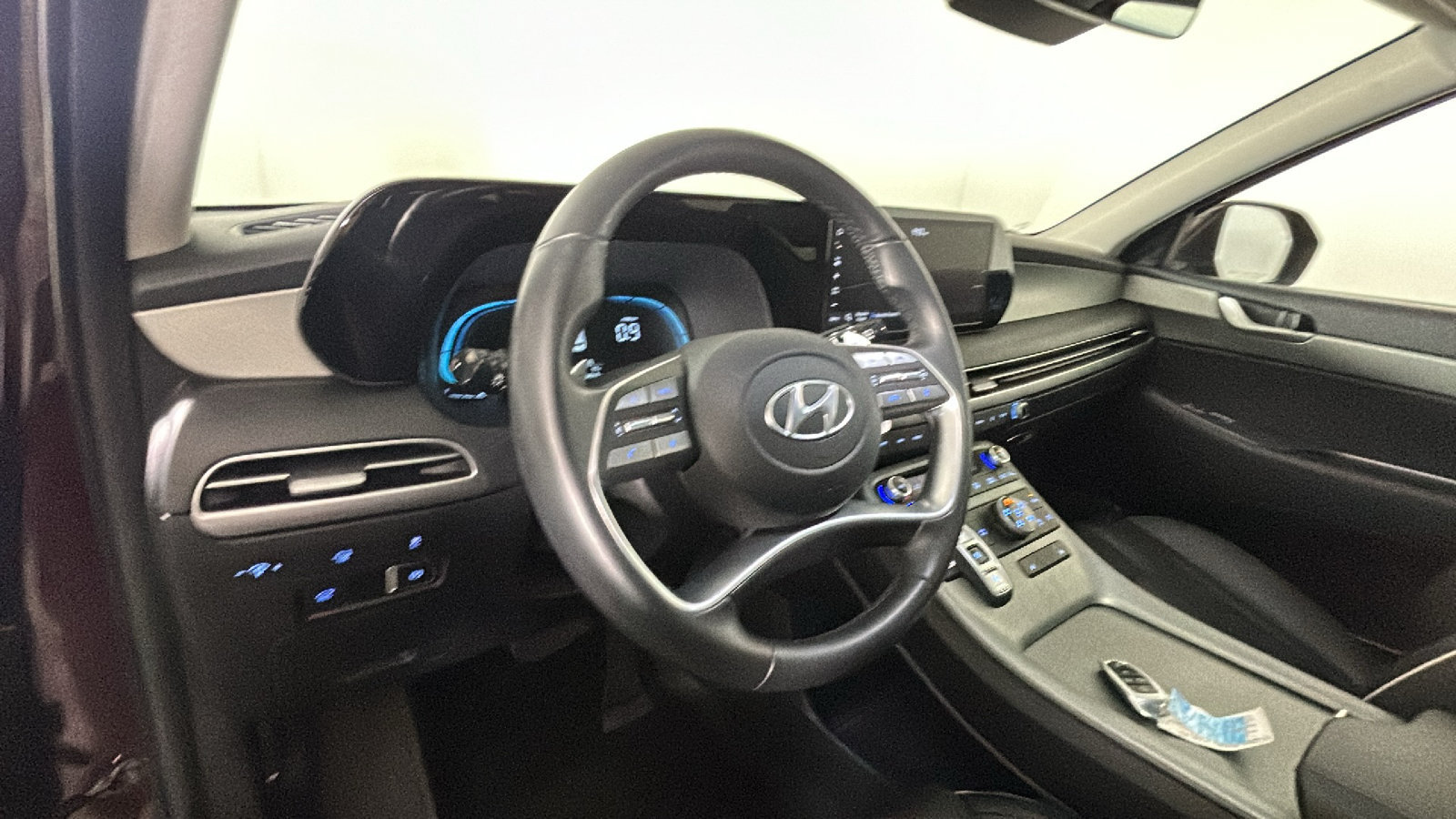 Used 2025 Hyundai Palisade SEL AWD/4WD image 16