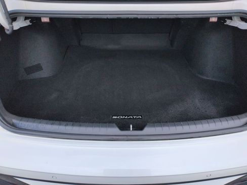 Used 2022 Hyundai Sonata Limited w/ Preferred Accessory Package image 23