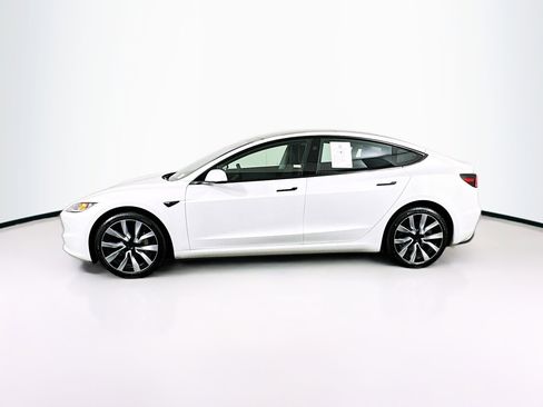Used 2025 Tesla Model 3 RWD image 4