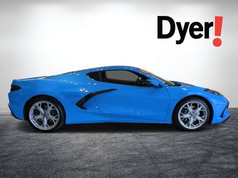 Used 2024 Chevrolet Corvette Stingray Coupe w/ 1LT RWD image 2