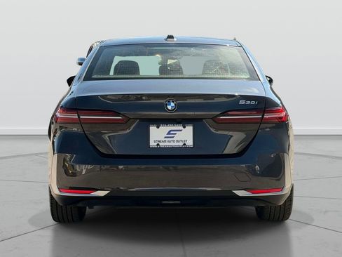 Used 2025 BMW 530i RWD image 6