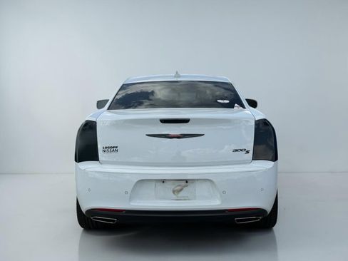 Used 2021 Chrysler 300 S RWD image 2