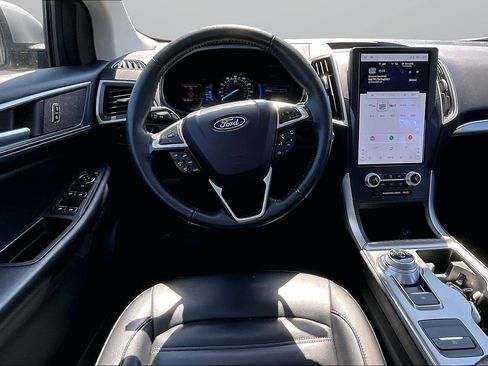 Used 2022 Ford Edge SEL w/ Convenience Package AWD/4WD image 5