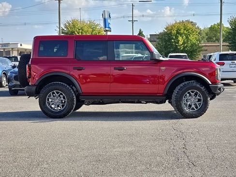 New 2025 Ford Bronco Badlands AWD/4WD image 8