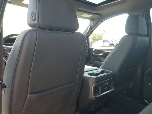 Used 2024 Chevrolet Silverado 1500 High Country w/ High Country Premium Package AWD/4WD image 29