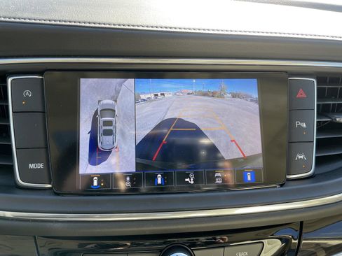 Used 2022 Buick Enclave Premium w/ Experience Buick Package image 21