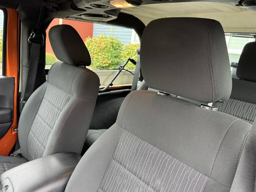 Used 2011 Jeep Wrangler Sport AWD/4WD image 17