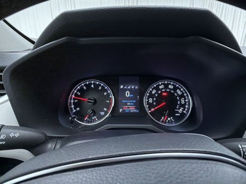Certified 2022 Toyota RAV4 XLE Premium AWD/4WD image 12