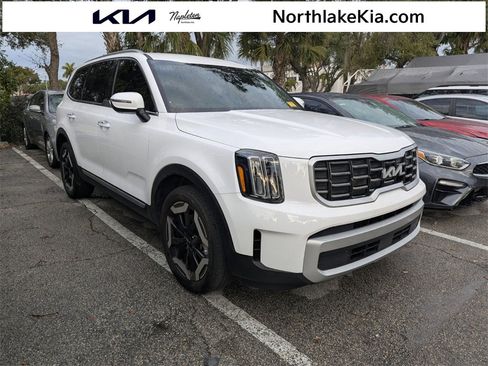 Used 2024 Kia Telluride S image 1