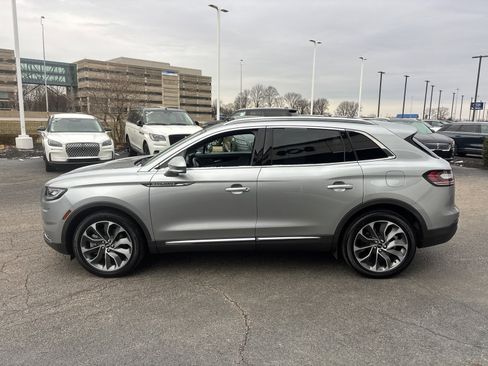 Certified 2022 Lincoln Nautilus Reserve w/ Cargo Utility Package image 4