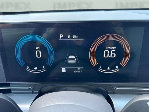 Used 2025 Hyundai Kona SEL FWD image 19