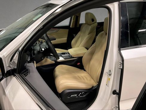 Used 2023 Acura MDX SH-AWD w/ Technology Package image 22