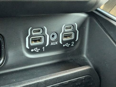 Used 2022 RAM 1500 Big Horn AWD/4WD image 21