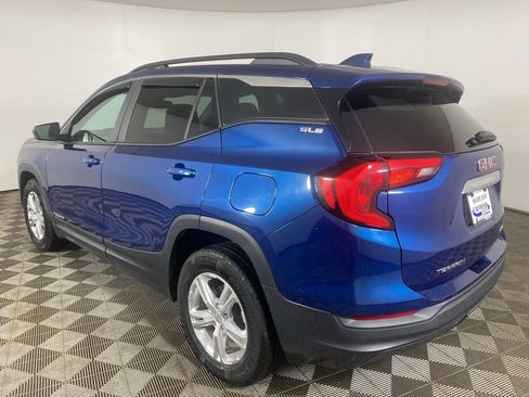 Used 2021 GMC Terrain SLE w/ Driver Convenience Package AWD/4WD image 7