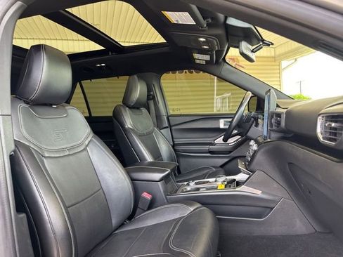 Used 2020 Ford Explorer ST w/ ST Street Pack AWD/4WD image 28
