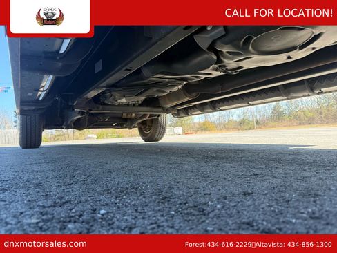 Used 2020 Ford F350 XLT w/ XLT Premium Package image 12