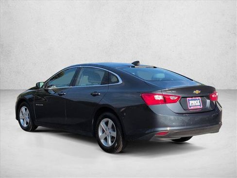 Used 2021 Chevrolet Malibu LS FWD image 8