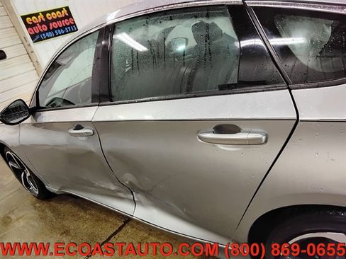 Used 2022 Honda Accord Sport image 17