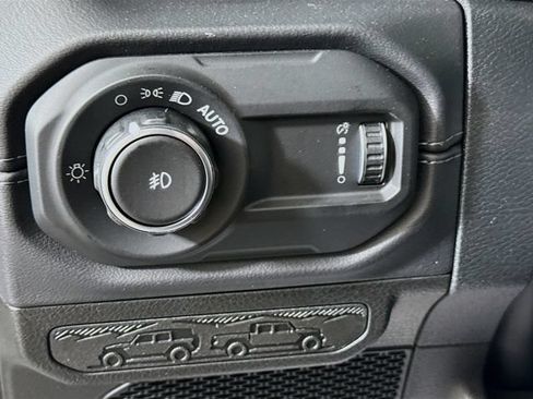 New 2026 Jeep Wrangler Unlimited Rubicon AWD/4WD image 10