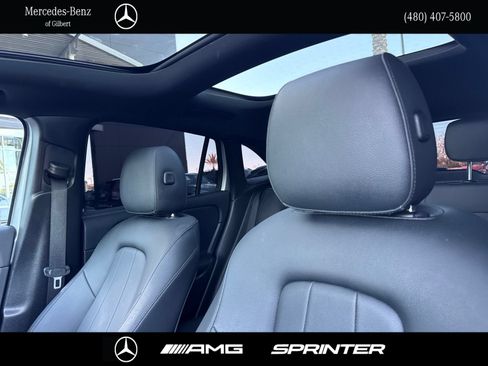 Certified 2025 Mercedes-Benz GLA 250 w/ Exclusive Package image 13
